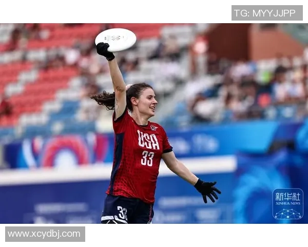 成都飞盘队在世界攀岩锦标赛中以80分领先其他队伍展现强大实力