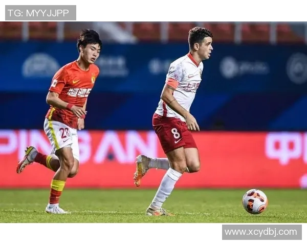 赛后分析:上海排球队与广州排球队的团队协作与战术对比探讨 赛后分析:上海排球队与广州排球队的团队协作与战术对比探讨